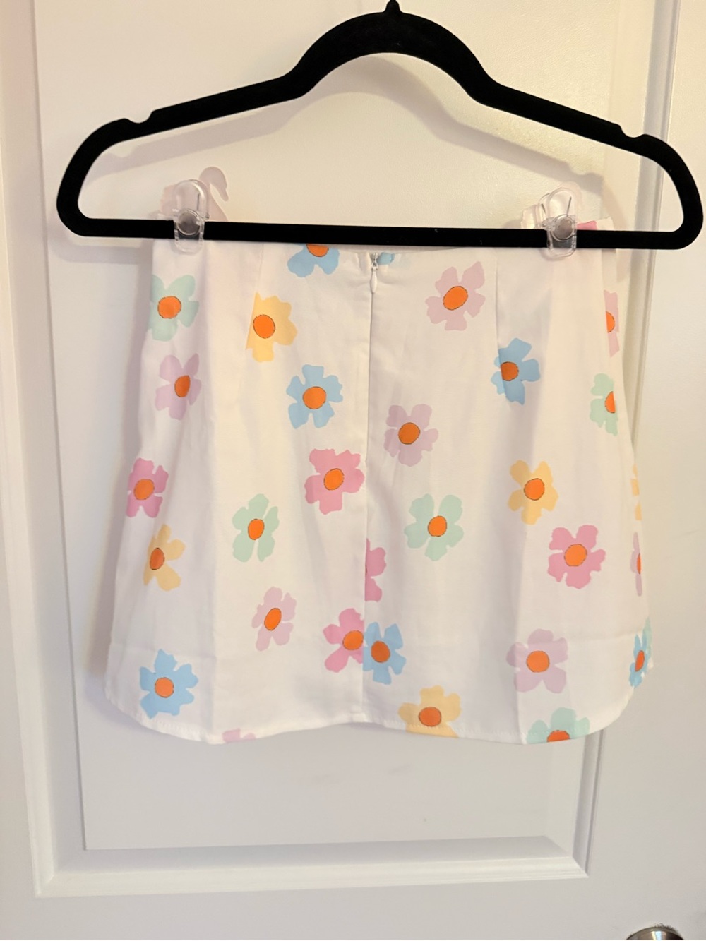 Princess Polly Cream Mini Skirt with Pastel Florals XS Girlhoodcore Coquette - Picture 2 of 5